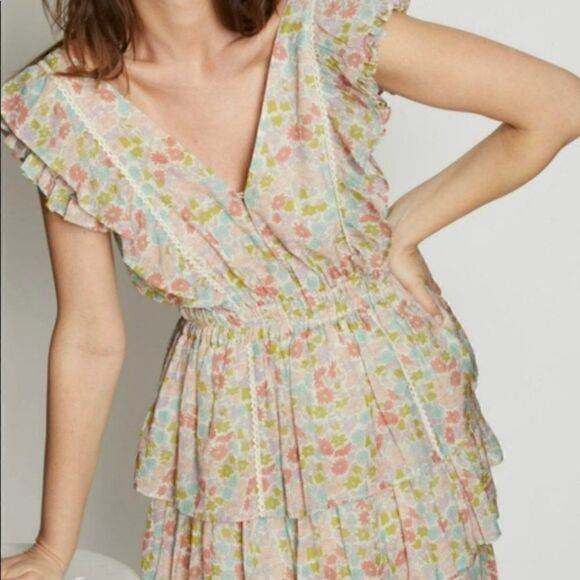Love The Label Ines Ivory Tiered Ruffle Skirt Mini Dress Floral Ivory Medium NWT - Picture 1 of 11